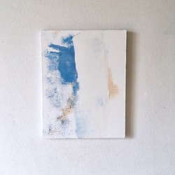 32×41㎝「着替え中のあかちゃん。」油彩・原画・F6 32×41㎝「着替え中