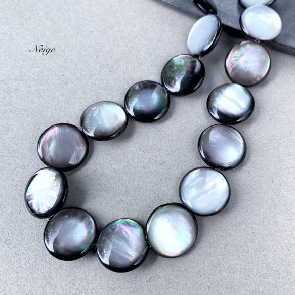 ブラックシェル（黒蝶貝）AAA コイン18×18×5mm 2粒天然石パーツ 天然石