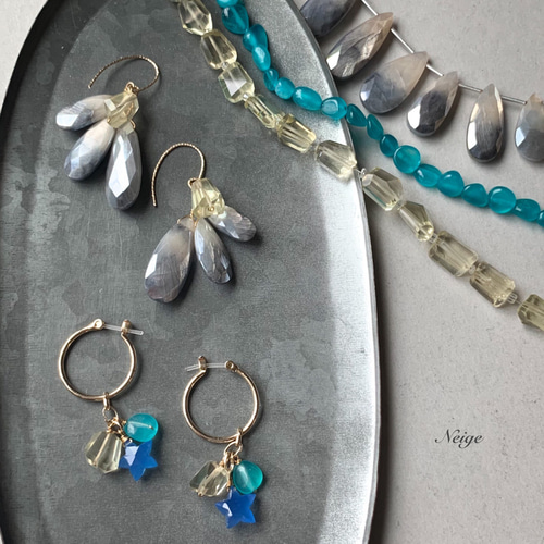 356 14kgfバイカラームーンストーンのチャーム