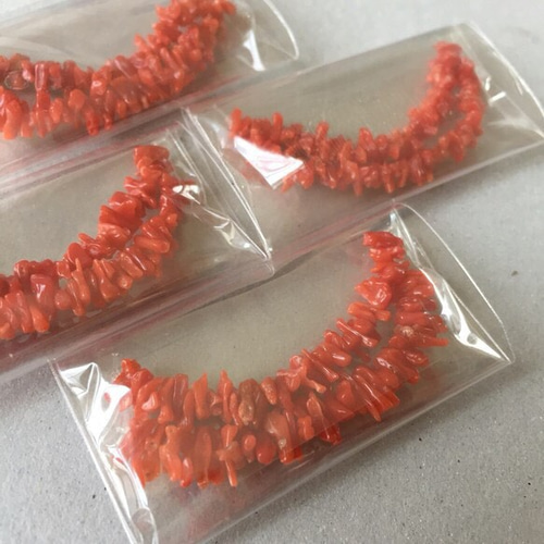 イタリア産サルディーニャの赤珊瑚 再販 サルデーニャ産本珊瑚・レッドコーラル チップ 天然石