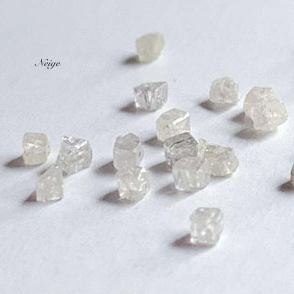 【4月誕生石】ホワイトダイヤモンド　ミニキューブ 天然石パーツ販売 4枚目の画像