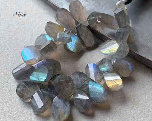天然石 鉱物 ラブラドライトヘイシ ハンドメイド アクセサリーパーツ ラブラドライト 星ペンダント 22mm/天然石アクセサリー – 宙