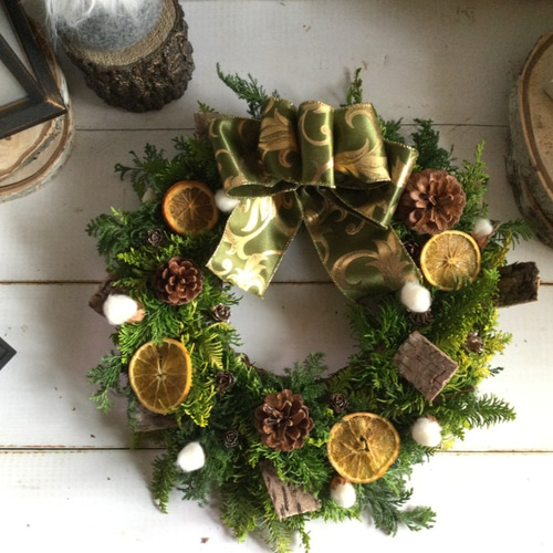 ナチュラルクリスマスリース フレッシュ素材 （ドライオレンジ リボン  