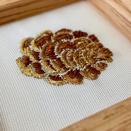 刺繍フレーム クリスマス 松ぼっくり 日本刺繍 壁飾り インテリア雑貨