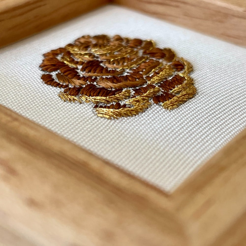 刺繍フレーム クリスマス 松ぼっくり 日本刺繍 壁飾り インテリア雑貨
