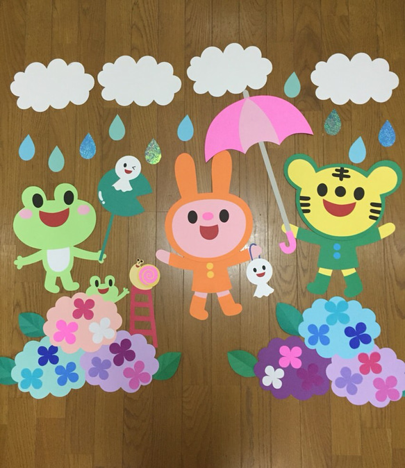 【オーダー受付中】雨の日楽しいな♪ ６月 梅雨 壁面飾り 保育園幼稚園等 1枚目の画像