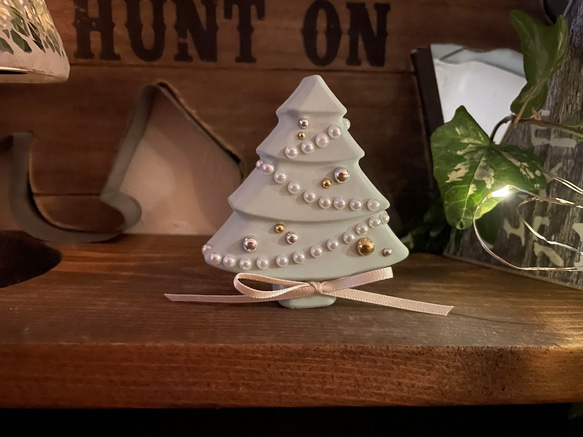 Xmasアロマストーン　自立するクリスマスツリー　無料ギフトBOX アンティークグリーン 2枚目の画像