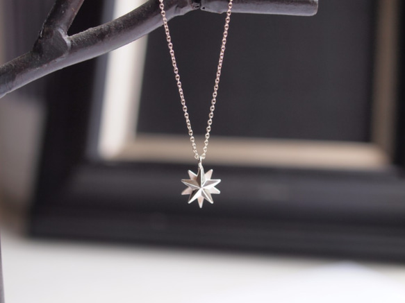 北極星墜飾項鍊 第3張的照片