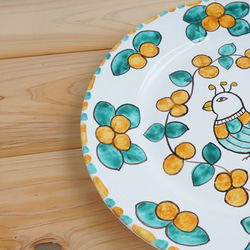 リム付き 丸皿 25.5cm LIS007 マヨリカ焼き イタリア陶器　鳥柄　オレンジ 3枚目の画像