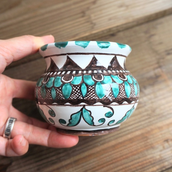 食器にもなる陶器製プランター 6種類   マヨリカ焼き  イタリア陶器　鉢カバー 花瓶 ポット 9枚目の画像