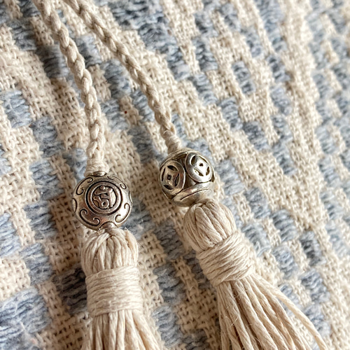 モン族“スピリットロック”×カレンシルバーヘンプマクラメネックレス①