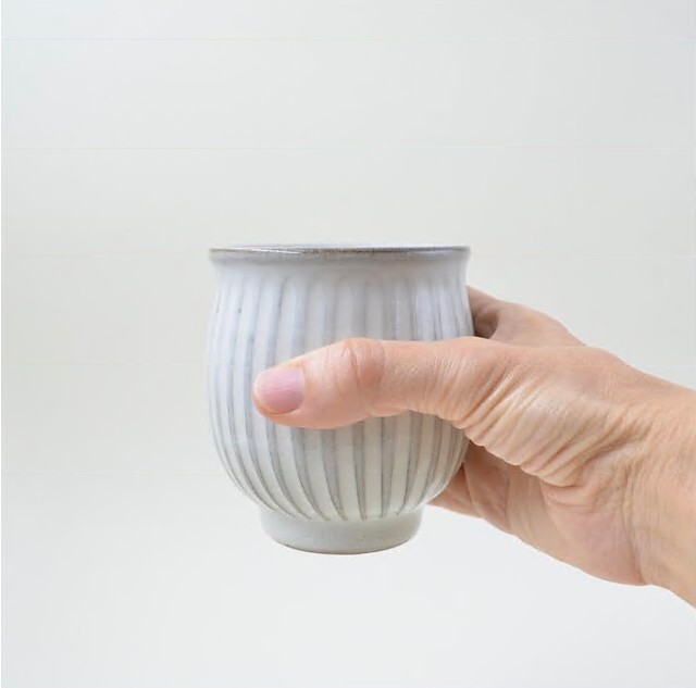 ミルキーホワイトしのぎの湯呑大