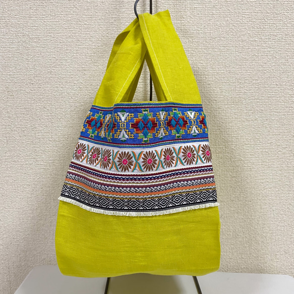 マルシェバッグ / yellow linen with embroidery ribbon 3枚目の画像