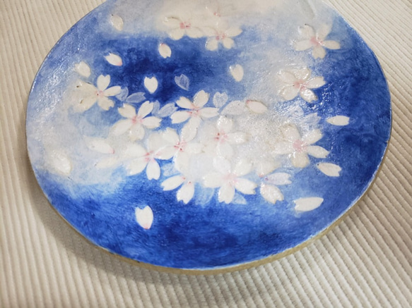 桜咲く　オーブン陶土のお皿 1枚目の画像