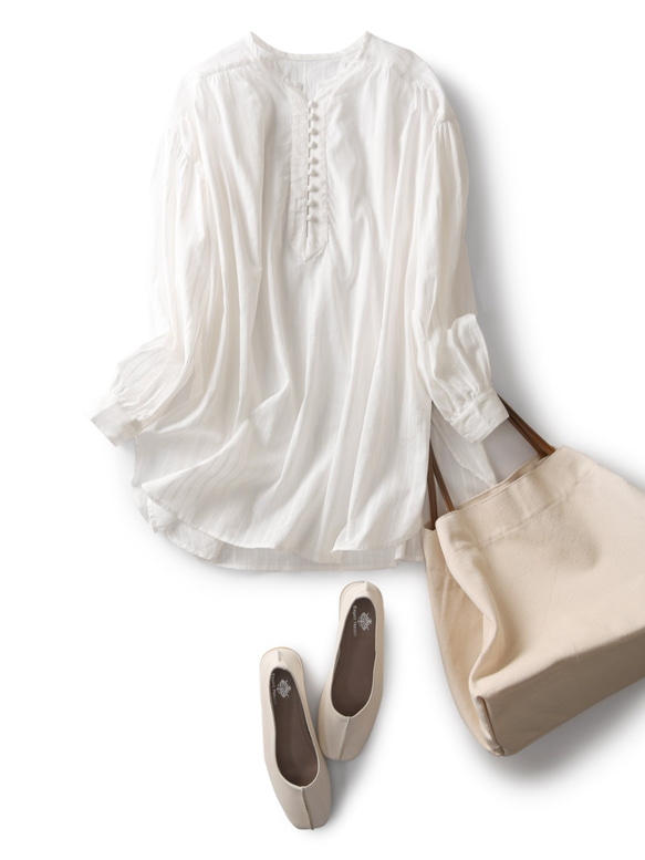 精緻刺繡純棉面料 微透 包扣 肩部抽褶上衣 做工複雜 高品質 200803-2 第2張的照片