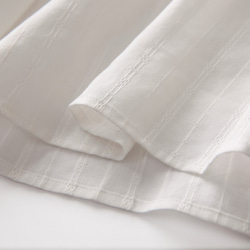 精緻刺繡純棉面料 微透 包扣 肩部抽褶上衣 做工複雜 高品質 200803-2 第8張的照片