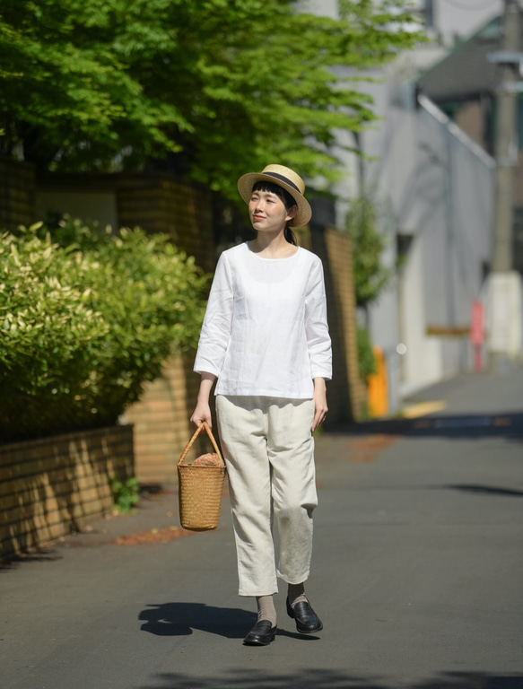 脚のラインを拾わない細見えテーパード　リネンパンツ　九分丈パンツ　210505 6枚目の画像