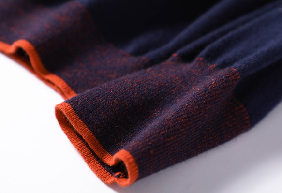 ★現貨★ 只需隨意披上，即可打造明亮歡快的造型。 100%羊毛開襟衫。同色系開襟衫 210901-1 第7張的照片