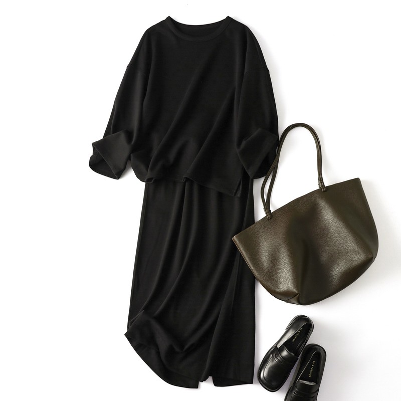 大人に相応しい、きれいめスウェット生地セットアップ　コットン　ブラック　210904-8  210905-8