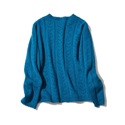 ☆20％オフ☆表情豊かなウールカーディガン手編みアラン模様と透かし