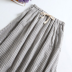 f5315 （再販2）シンプルで可愛い　ポケット付き　綿麻ストライプスカート グレー 2枚目の画像