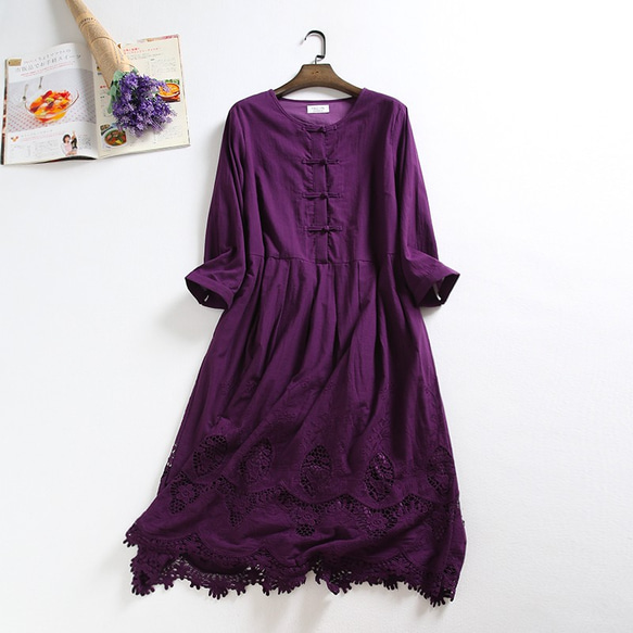 f70610（再販4）コットン生地　刺繍裾ワンピース　裏地付き　紫 1枚目の画像