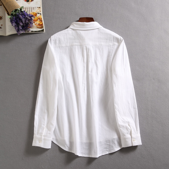 f010201 刺繍入り　シンプルで着回しやすい　長袖　シャツ　コットン　ホワイト 5枚目の画像