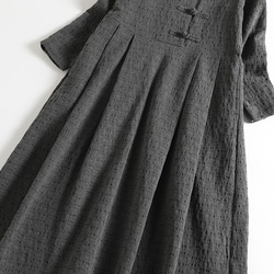 1124-3 限量秋冬棉麻洋裝 手工連結長裙 深灰色 第3張的照片