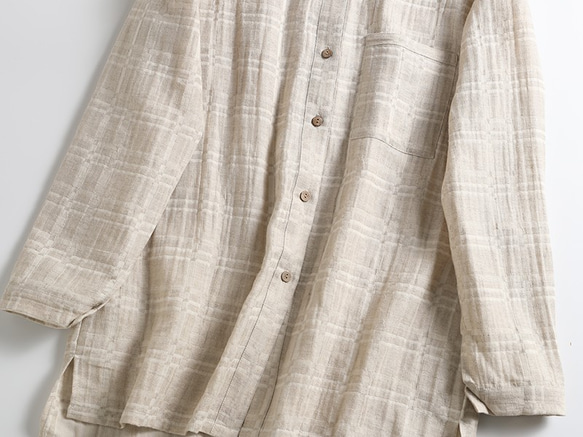 天然麻とコットンの二重織り生地　綿麻　長袖シャツ　チェック柄シャツ1108-4 3枚目の画像
