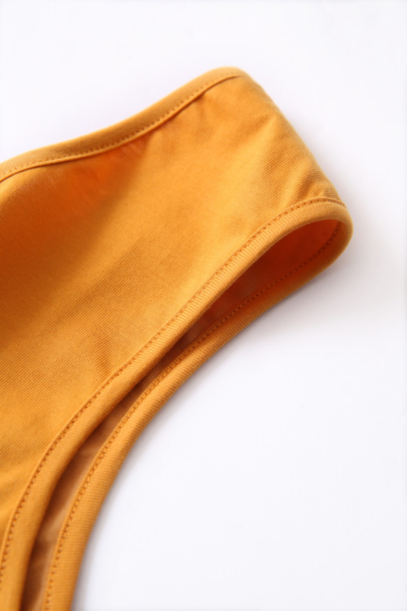 何枚持ってても役立つシンプルなタンクトップ　インナー　キャミソール　ホワイト200905-1 ウコン色200905-2 4枚目の画像