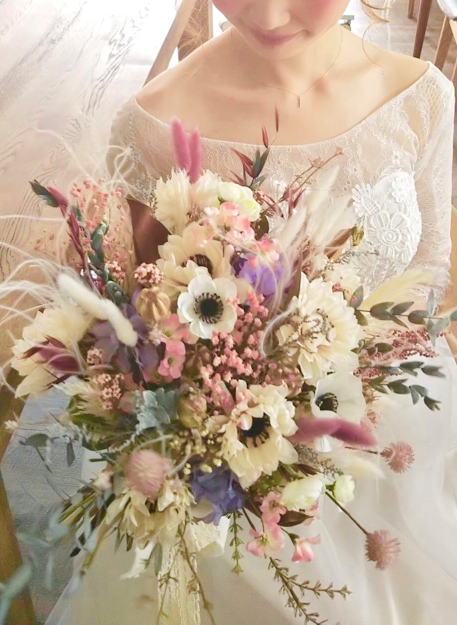 アネモネのナチュふわクラッチブーケ /カラー変更セミオーダーOK