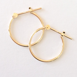 k18【18金】フープピアス☆シンプルピアス18金 刻印入り 1×15ｍｍ ペア