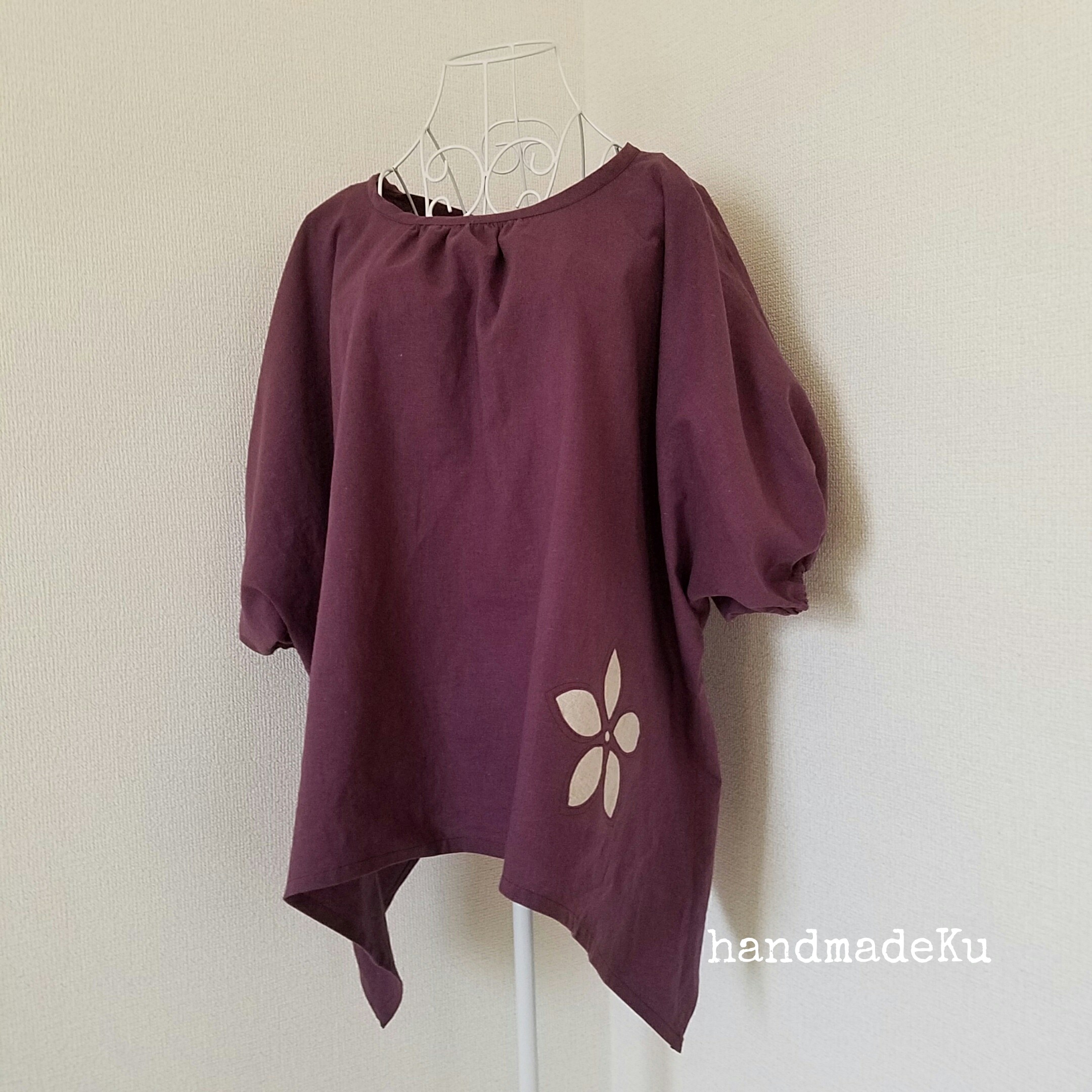 ハーフリネンの花型くり抜きルドルマンプルオーバー