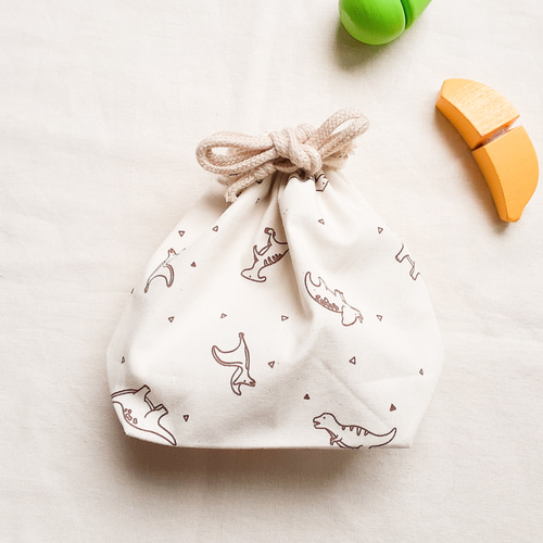 サイズ変更可能】色が選べる！恐竜柄のコップ袋・巾着袋 給食袋