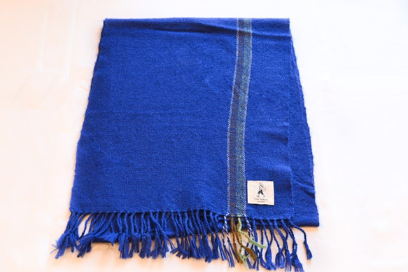 ベビーアルパカストール（マフラー）ロイヤルブルー　手織り　ライン　 2枚目の画像