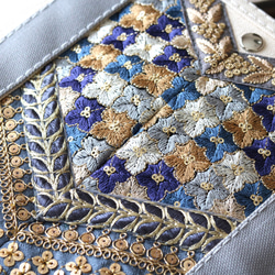 Embroidery decoration トートバッグ Msize キナリ×アイスグレー×フェイクレザー 2枚目の画像