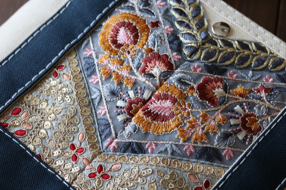 Embroidery decoration トートバッグ Ssize キナリ×ネイビー（ショルダー付） 3枚目の画像