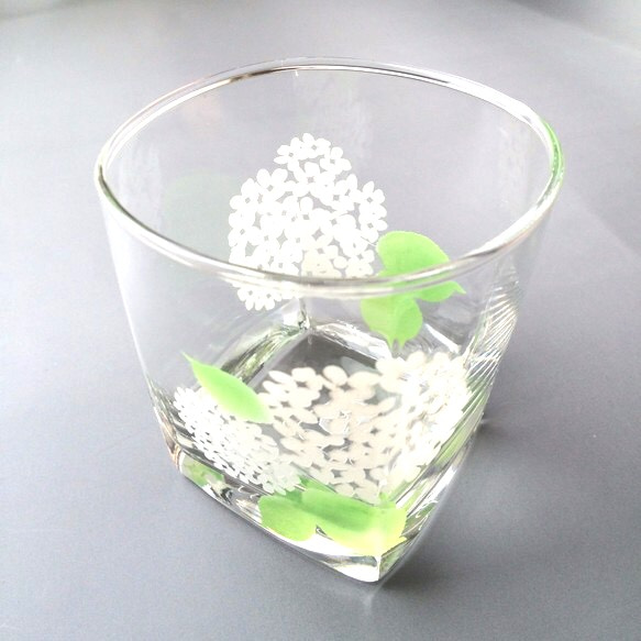 【送料無料】紫陽花　ロックグラス（白）※受注生産商品 1枚目の画像