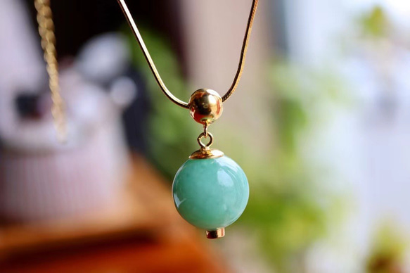 シルバー刻印 翡翠象嵌　ペタント 本物の翡翠の蛇ネックレス、蛇年ペンダント、中国の十二支チャーム