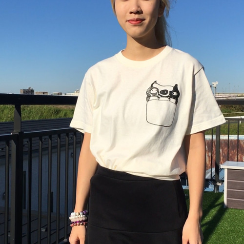 絵本キャラクターのTシャツ ポケットデザイン Selk'nams Pocket T