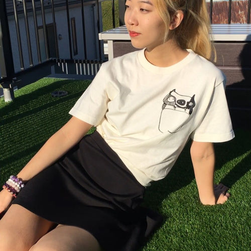 絵本キャラクターのTシャツ ポケットデザイン Selk'nams Pocket T