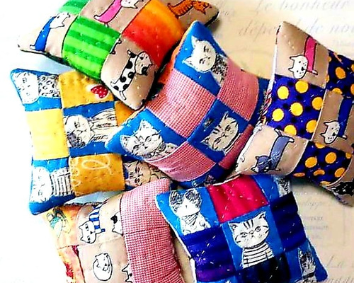 猫・ネコちゃん・CAT 】パッチワークピンクッション クッション