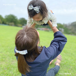 花柄×ミモザイエローの親子お揃いヘアゴム&新生児から使えるヘアバンドセット　ヘアアクセサリー　ママ 3枚目の画像