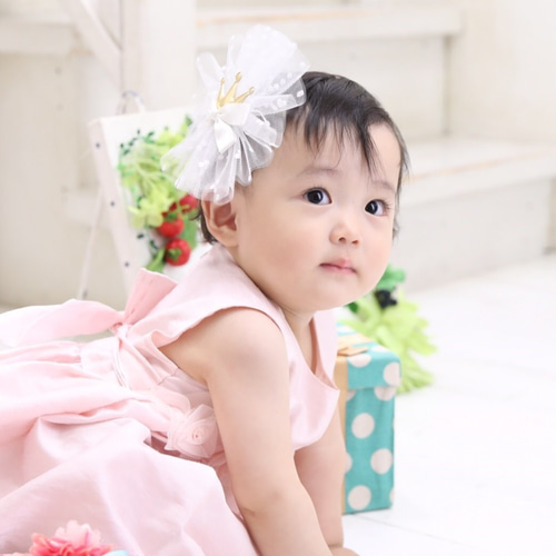 ドットチュールが可愛いクラウンヘアクリップ☆ホワイト ベビーヘア