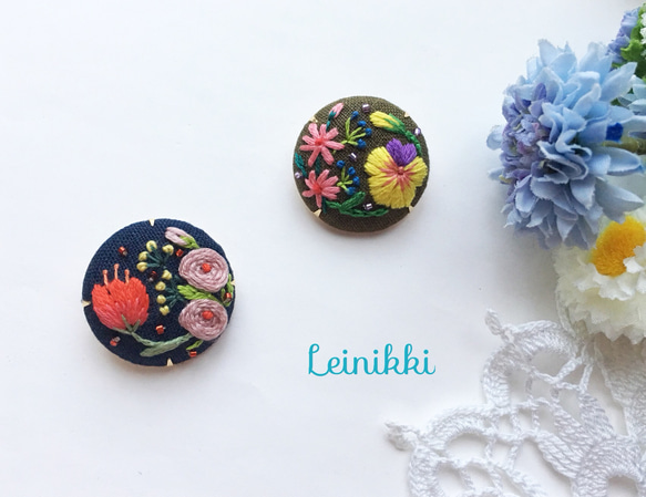 受注製作：春の花達 刺繍ミニブローチ 3枚目の画像