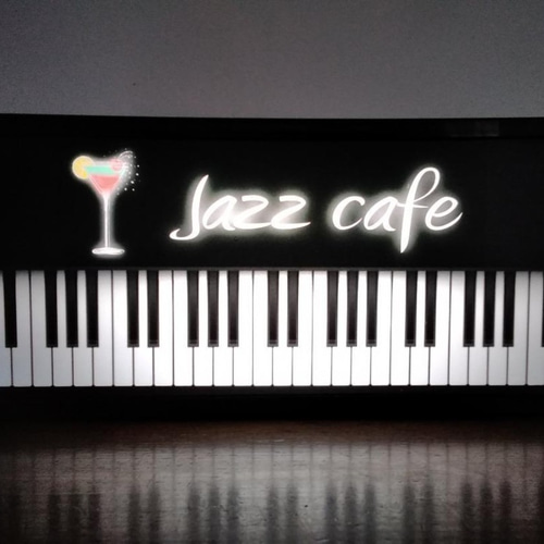 世界有名な サイン カフェ 喫茶 JAZZ ピアノ ジャズ ランプ ライトBOX 雑貨 看板 鍵盤楽器