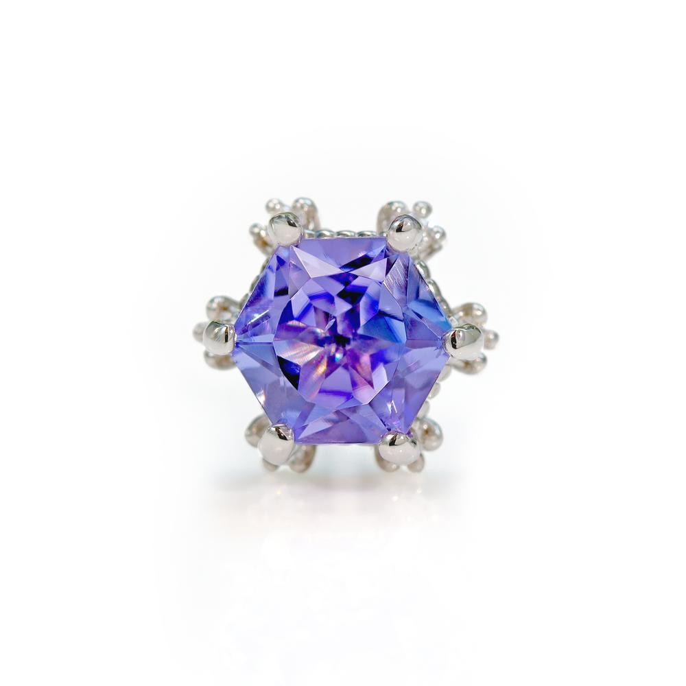 タンザナイト×ダイヤモンド プラチナ900ピアス(片耳)・イルネージュ タンザナイト×ダイヤモンド プラチナ900ピアス(片耳)・イルネージュ