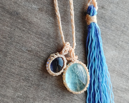 アクアマリンとアイオライトのマクラメ編みネックレス ネックレス