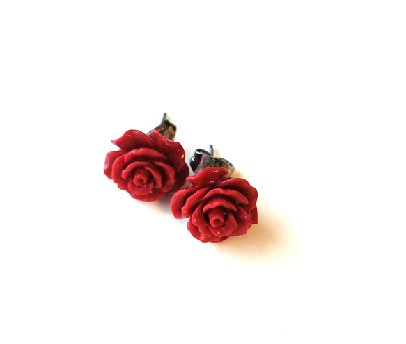 Jade様専用 イヤリング Red Rose coral pierce Ⅱ 1枚目の画像