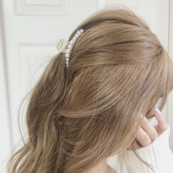 medium pearl mini hair clip 2枚目の画像